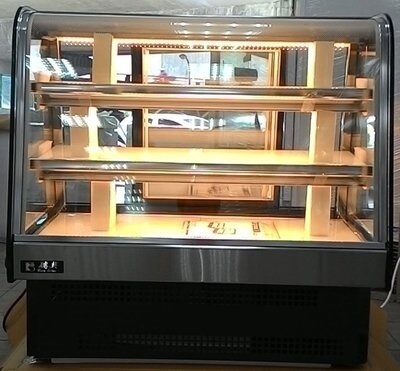 Tủ trưng bày bánh kem mini để bàn 3 tầng 900mm Rueyshing RS-C9003